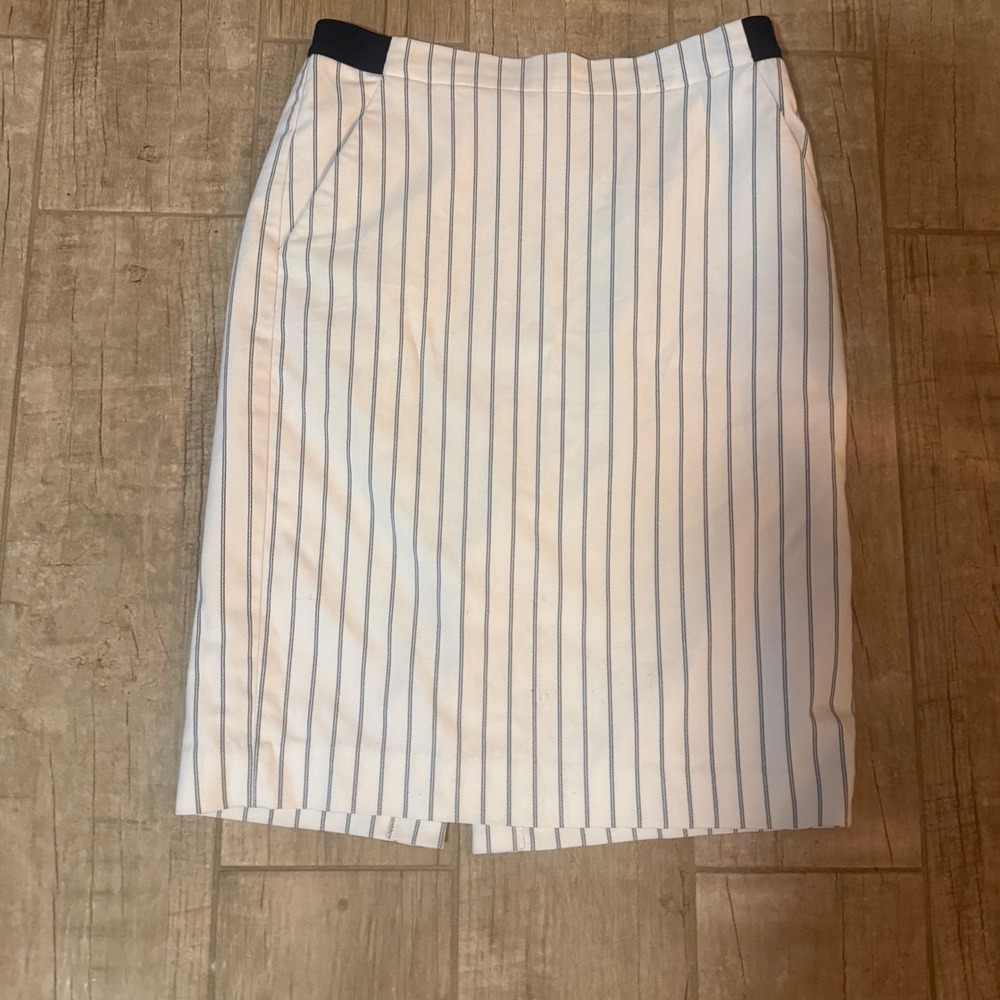 Uniqlo White Navy Blue Pinstripe Pencil Skirt High Waist Knee Length Size 6